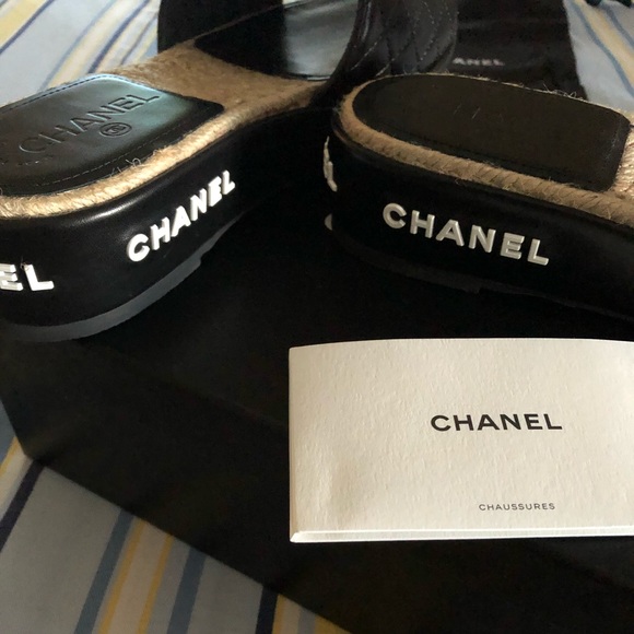 CHANEL 💯 AUTHENTIC - Picture 6 of 6